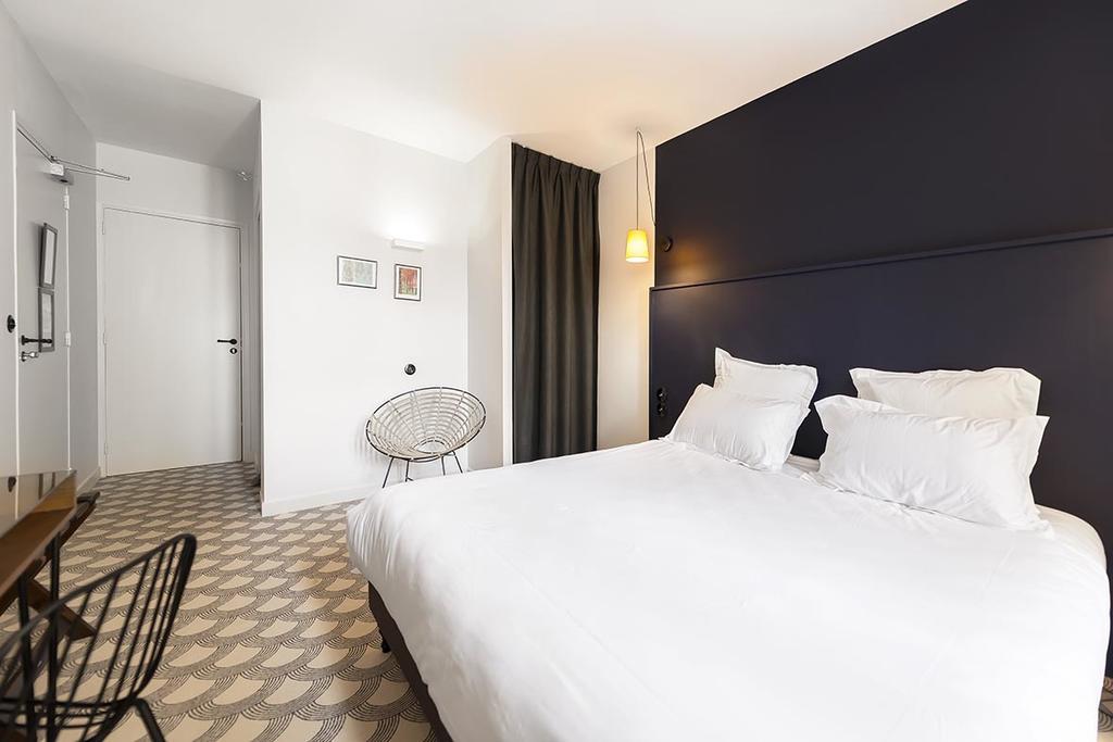 Urban Style Hotel Des Carmes Aurillac Exteriör bild
